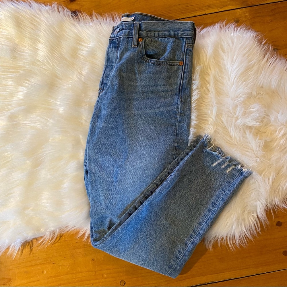 Levi’s Wedgie Jeans